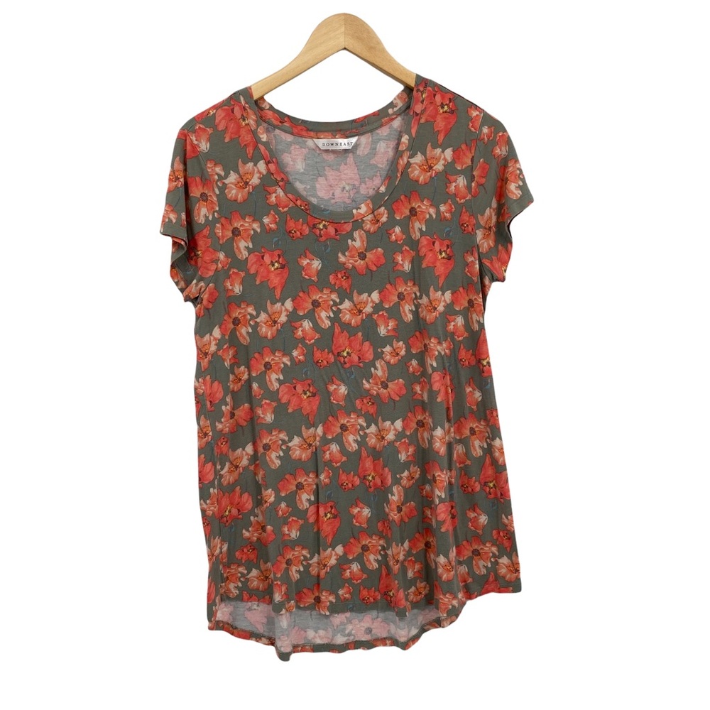 Downeast coral pink, gray, and white floral stretchy top